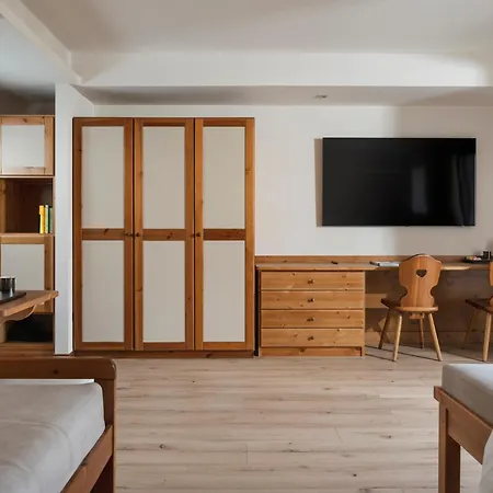 Cristallo Готель Борміо