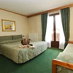Cristallo Hotel 4*