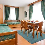 Hotel Cristallo 4*