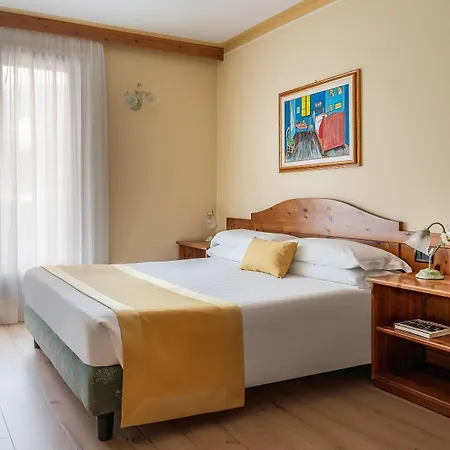 Cristallo 4* Μπόρμιο