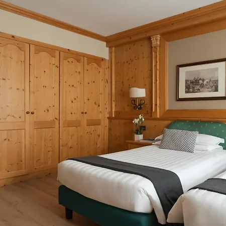 Cristallo Szálloda Bormio