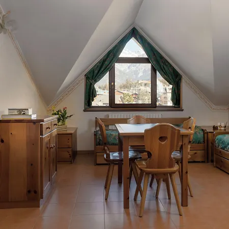 Szálloda Cristallo 4*