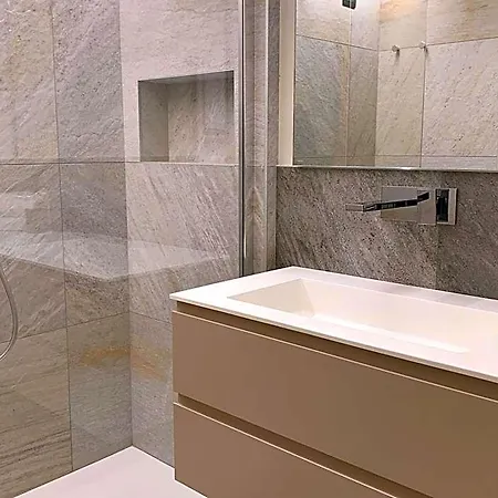 Hotel Cristallo 4*